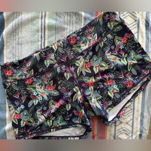 Born Primitive Tropical shorts